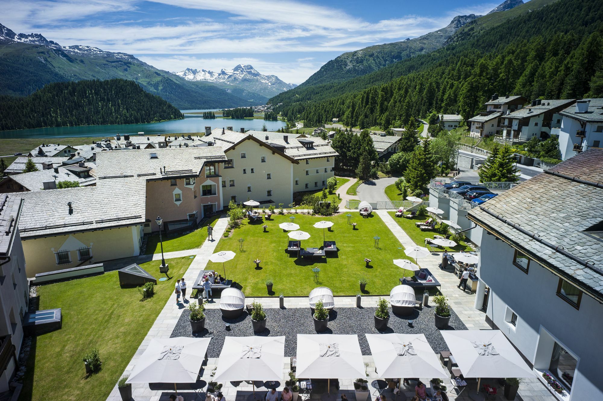 Отель Giardino Mountain Санкт-Мориц Экстерьер фото